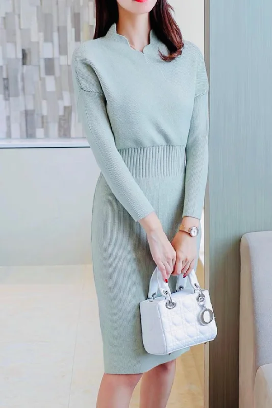 flowy dressScallop V Neck Sweater Dress