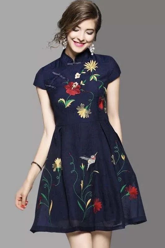 v-neck dressFloral Embroidered Qipao Dress