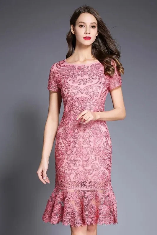 cocktail dressEmbroidered Lace Fishtail Dress